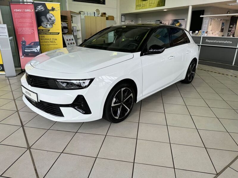 Lack weiss banquise/typ aussen Gebraucht 2024 Opel Astra GS Line Limousine | 23.650 € (Fairer Preis) - Bild 1/4