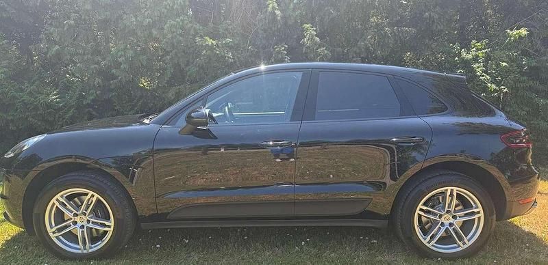 Gebraucht Porsche Macan 252 PS (185 kW) 2018 Schwarz SUV