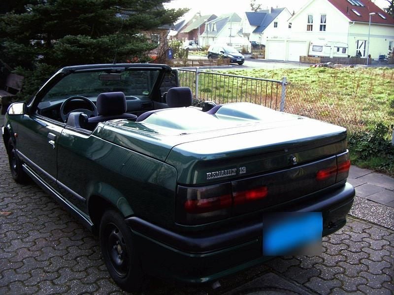 Gebraucht Renault 19 88 PS (64 kW) 1994 Grün Cabrio