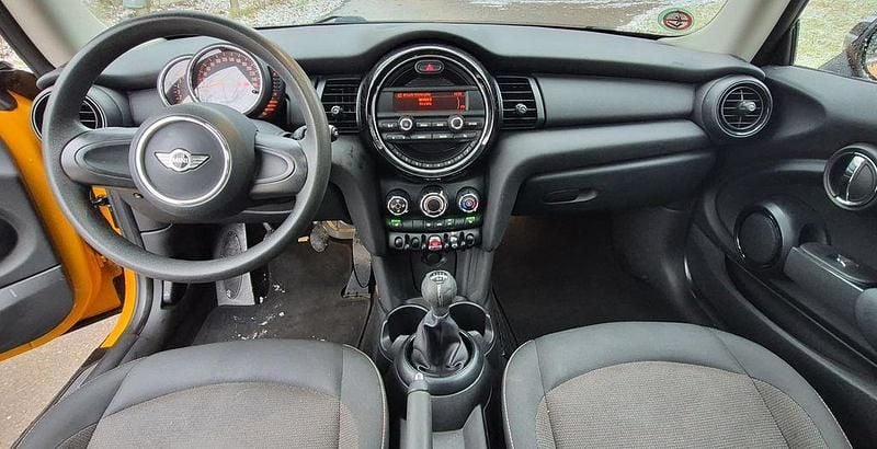 Gebraucht Mini ONE 75 PS (55 kW) 2017 Orange Kleinwagen