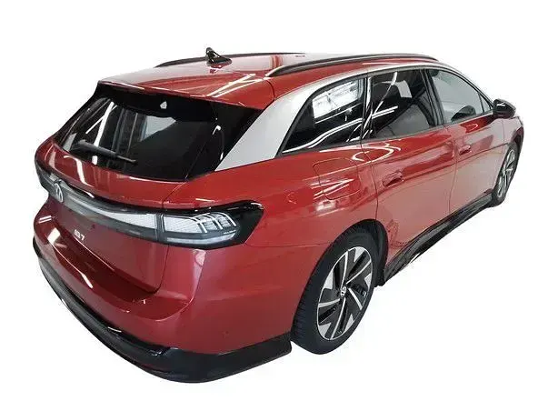 Gebraucht VW ID.7 Pro 210 kW (286 PS) 2025 Rot Kombi