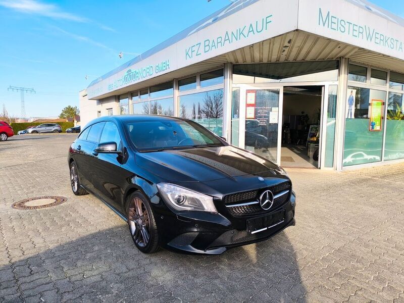 Schwarz Gebraucht 2015 Mercedes CLA180 Shooting Brake Kombi | 14.950 € (Fairer Preis) - Bild 1/4