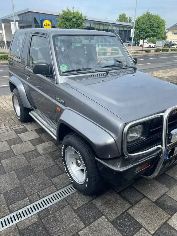 Gebraucht Daihatsu Feroza 95 PS (69 kW) 1992 Grau SUV
