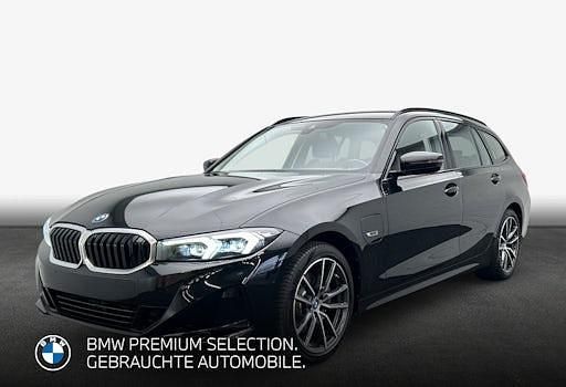Gebraucht BMW 320e 204 PS (150 kW) 2022 Schwarz Kombi