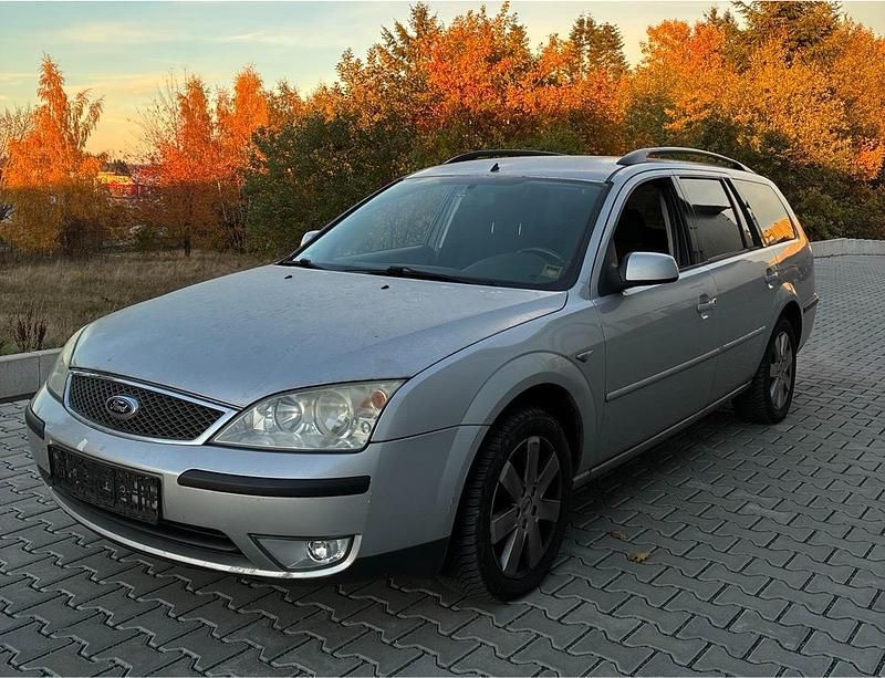 Grau Gebraucht 2004 Ford Mondeo Kombi | 1.190 € (Guter Preis) - Bild 1/4