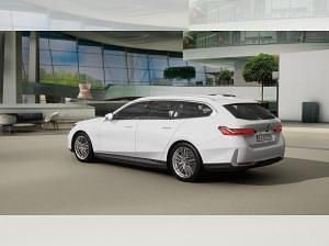 Neu BMW i5 250 kW (340 PS) 2025 Weiß (uni) Limousine