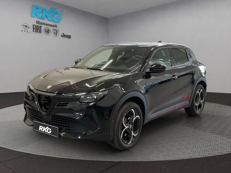 Schwarz Gebraucht 2025 Alfa Romeo GT Junior Edizione Speciale SUV | 34.990 € - Bild 1/4