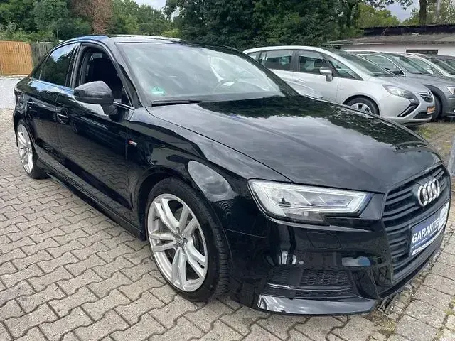 Gebraucht Audi A3 S-Line 150 PS (110 kW) 2020 Schwarz Limousine