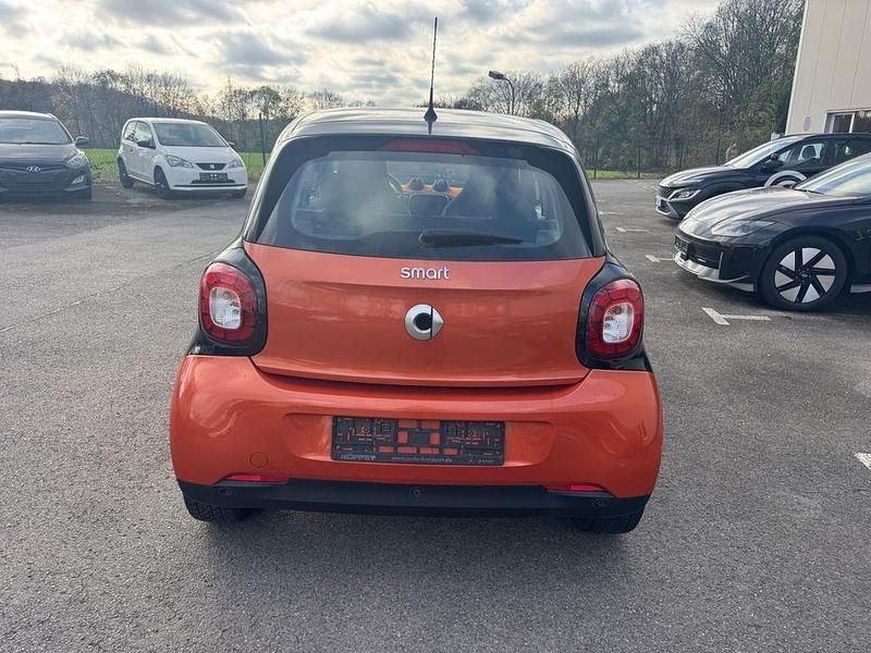 Second-hand Smart ForFour 71 CP (52 kW) 2015 Auriu Hatchback