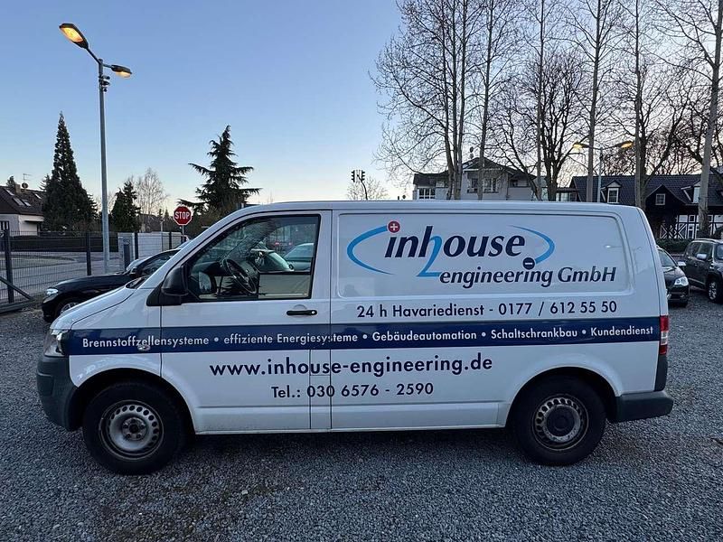 Gebraucht VW Transporter 84 PS (61 kW) 2013 Candyweiß Van