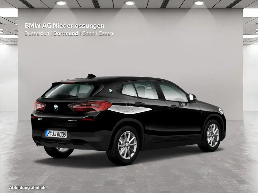 Gebraucht BMW X2 136 PS (100 kW) 2023 Schwarz SUV