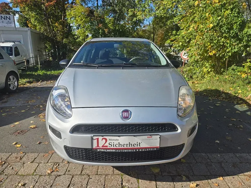 Gebraucht Fiat Punto 105 PS (77 kW) 2014 Colore esterno (grigio intelle Kleinwagen