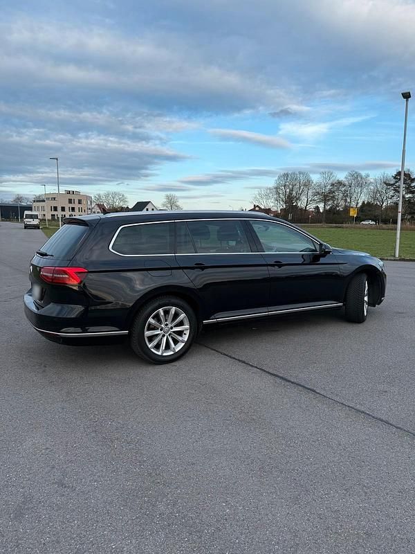 Gebraucht VW Passat 140 PS (102 kW) 2016 Schwarz Kombi