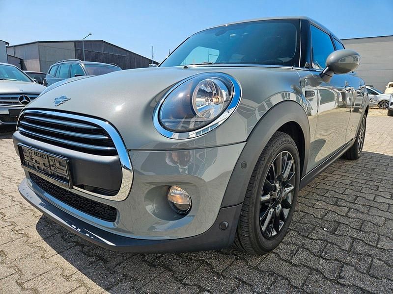 Grau Gebraucht 2018 Mini ONE Kleinwagen | 8.600 € (Superpreis) - Bild 1/4