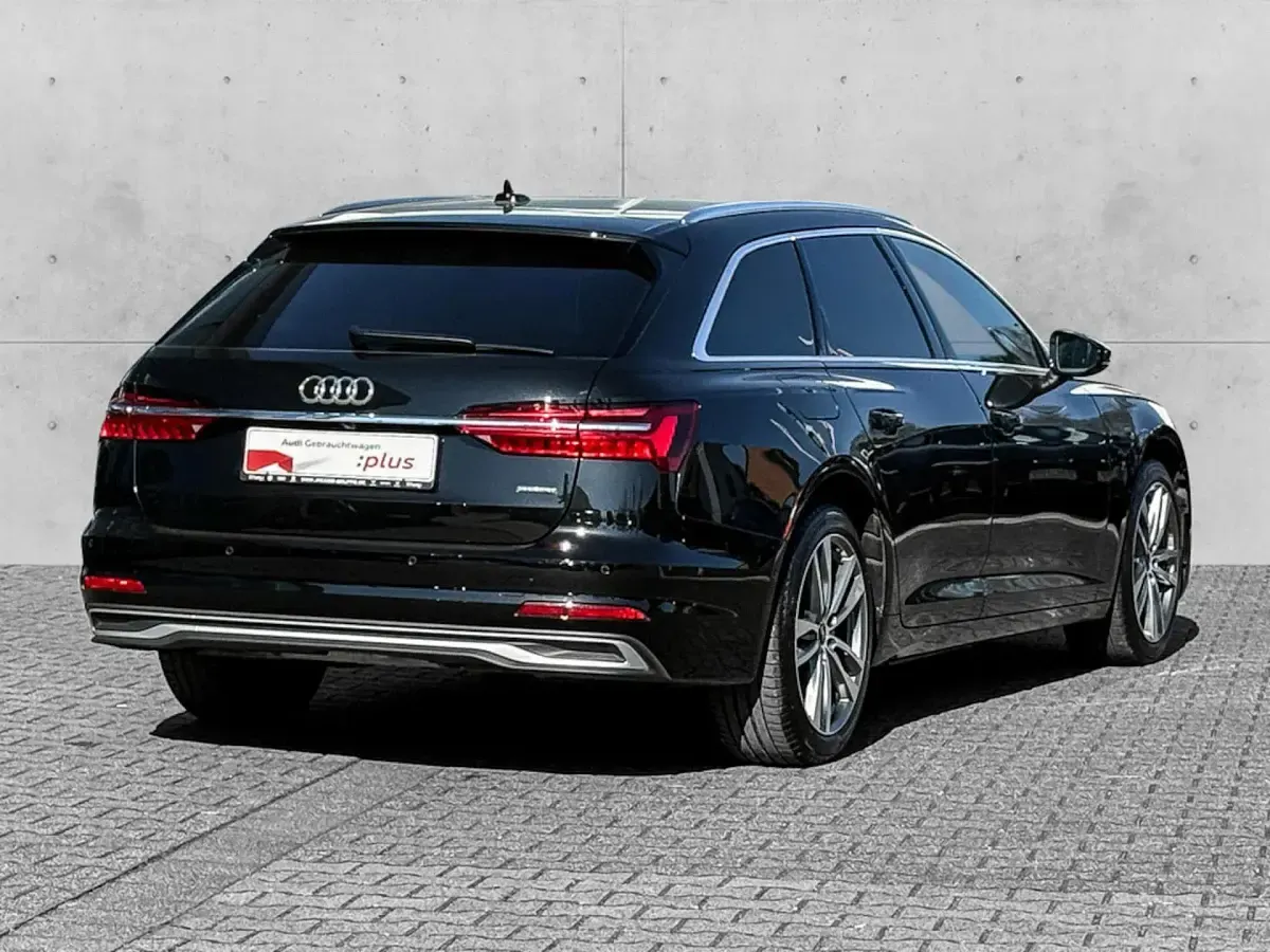 Second-hand Audi A6 Advanced Plus 286 CP (210 kW) 2025 Negru Break