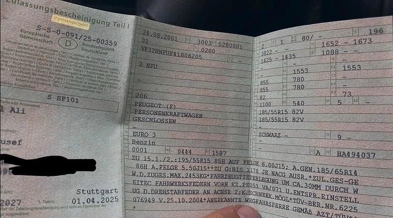 Gebraucht Peugeot 206 109 PS (80 kW) 2001 Schwarz Kleinwagen