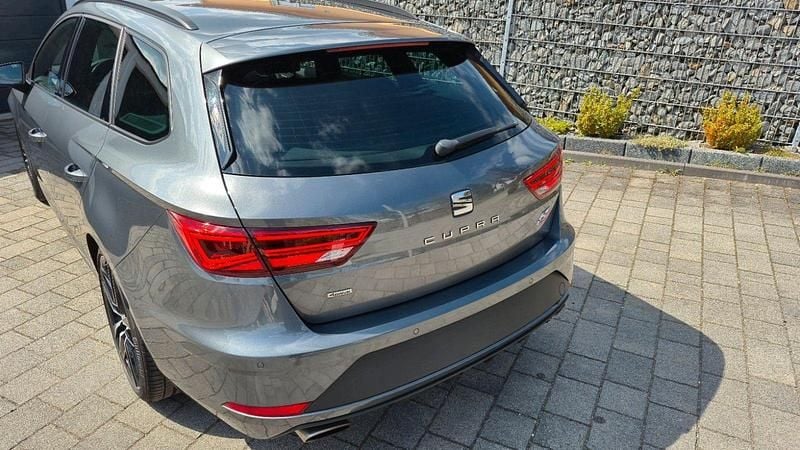 Gebraucht Seat Leon 4Drive 300 PS (220 kW) 2017 Grau Kombi