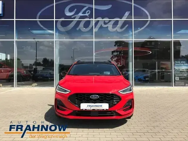 Gebraucht Ford Focus ST-Line X 155 PS (114 kW) 2024 Racerot (rot) Kombi