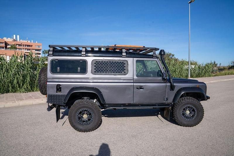 Gebraucht Land Rover Defender 113 PS (83 kW) 1998 Grau Kombi