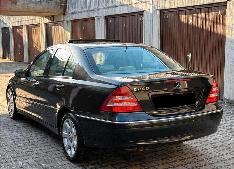Gebraucht Mercedes C240 170 PS (125 kW) 2004 Schwarz Limousine