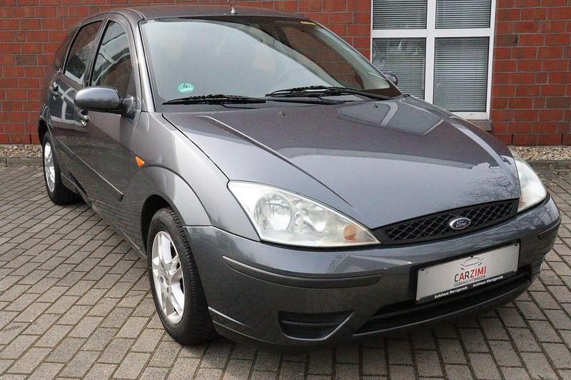 Gebraucht Ford Focus Finesse 101 PS (74 kW) 2002 Grau Limousine