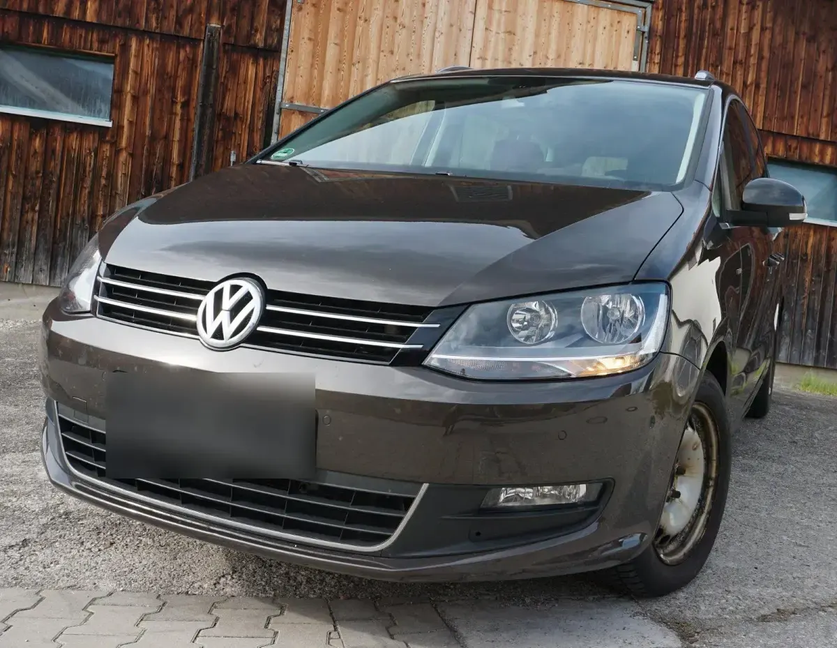 Usata VW Sharan 150 CV (110 kW) 2014 Marrone Monovolume