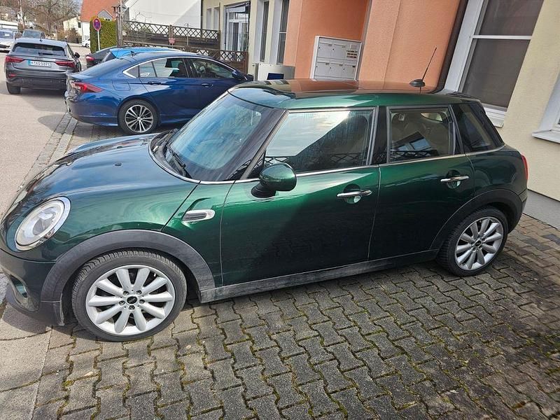 Second-hand Mini Cooper 136 CP (100 kW) 2017 Verde Hatchback