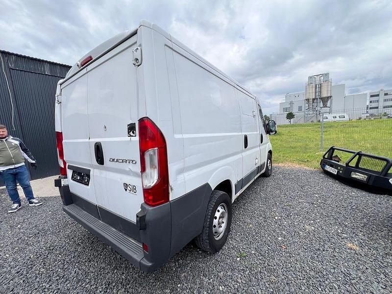 Gebraucht Fiat Ducato 131 PS (96 kW) 2016 Weiß Van