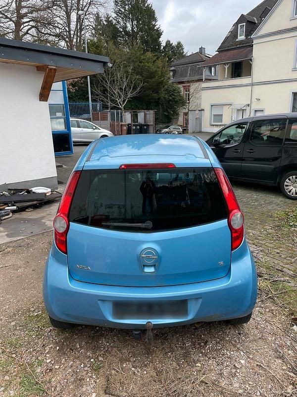 Gebraucht Opel Agila 86 PS (63 kW) 2008 Blau Kleinwagen