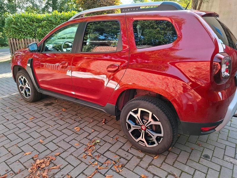 Gebraucht Dacia Duster 150 PS (110 kW) 2019 Rot SUV