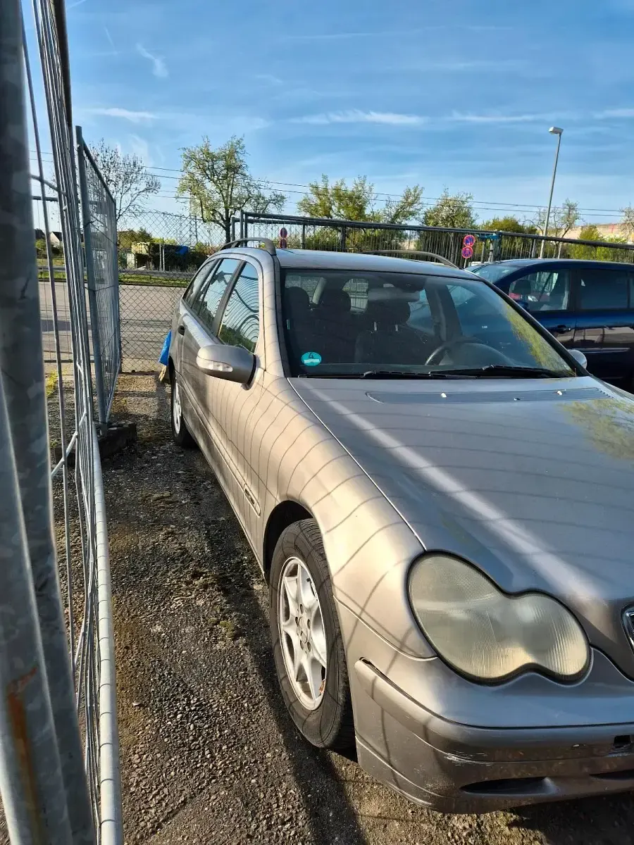 Gebraucht Mercedes C220 143 PS (105 kW) 2002 Kombi