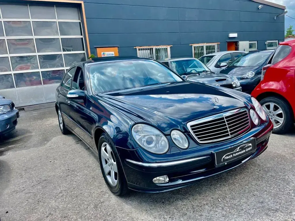 Gebraucht Mercedes E320 Avantgarde 224 PS (164 kW) 2003 Schwarz Limousine