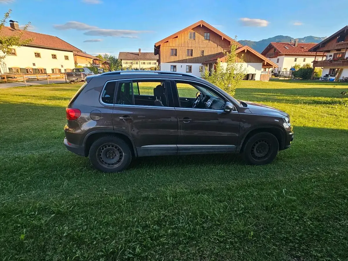 Gebraucht VW Tiguan 170 PS (125 kW) 2011 Braun SUV