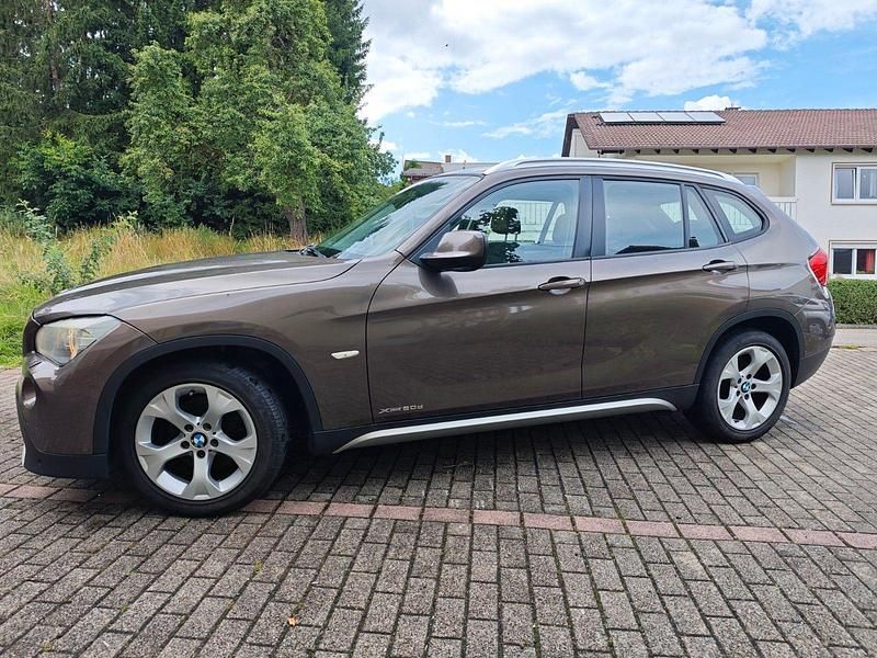 Beige Gebraucht 2012 BMW X1 SUV | 6.900 € (Superpreis) - Bild 1/4