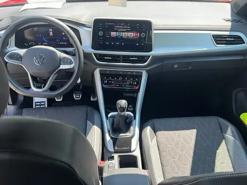 Gebraucht VW T-Roc Goal 116 PS (85 kW) 2025 Rot SUV