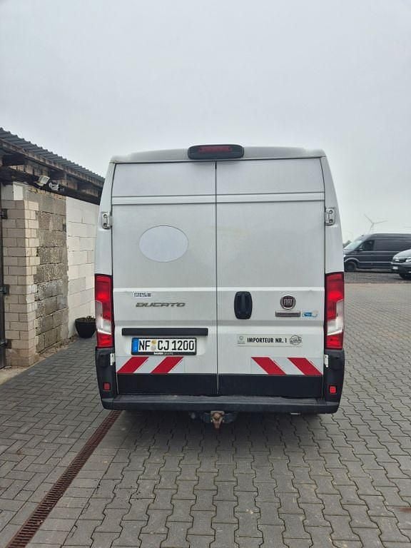 Gebraucht Fiat Ducato 140 PS (102 kW) 2019 Weiß Van