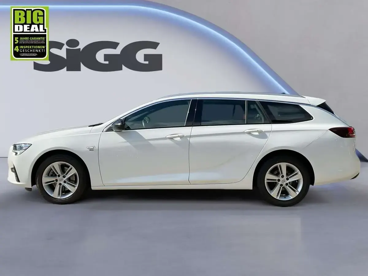 Gebraucht Opel Insignia Elegance 174 PS (127 kW) 2022 Jade weiss Kombi