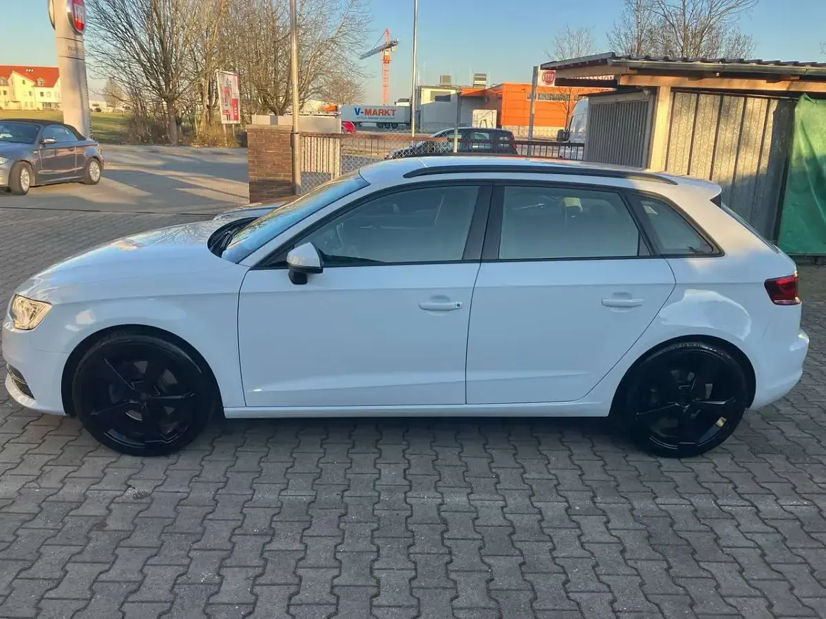 Gebraucht Audi A3 Ambition 179 PS (131 kW) 2013 Gletscherweiss metallic Kombi