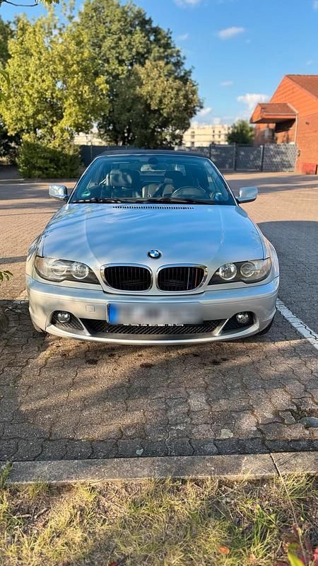 Grau Gebraucht 2003 BMW 318 Cabriolet Cabrio | 4.300 € (Guter Preis) - Bild 1/4