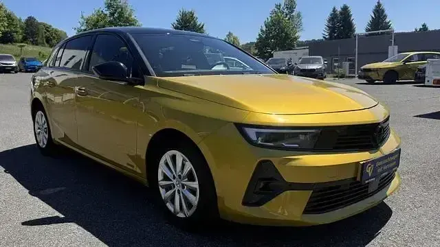 Gebraucht Opel Astra Ultimate 131 PS (96 kW) 2022 Gelb Kleinwagen