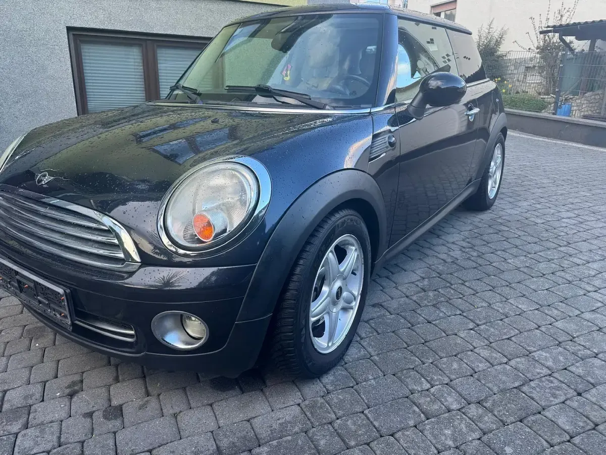 Gebraucht Mini Cooper 95 PS (69 kW) 2007 Schwarz Kleinwagen