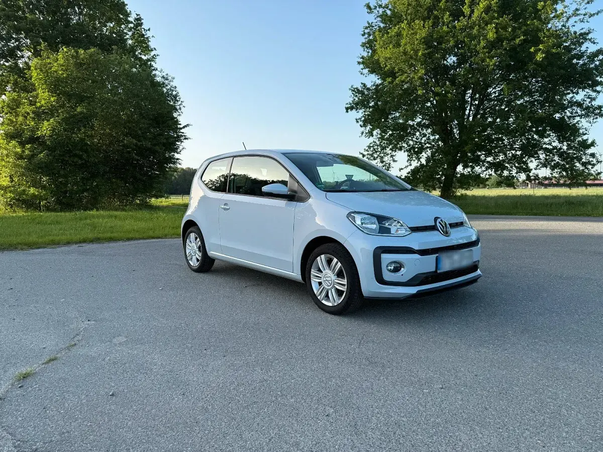 Używany VW up! Beats 90 KM (66 kW) 2017 Biały Hatchback