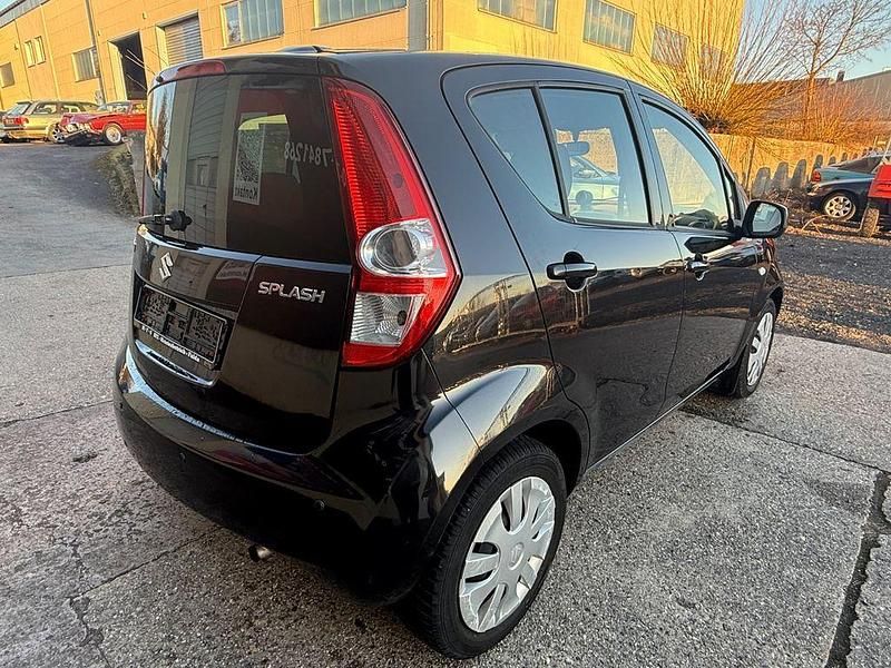Gebraucht Suzuki Splash Comfort 94 PS (69 kW) 2011 Schwarz Kleinwagen