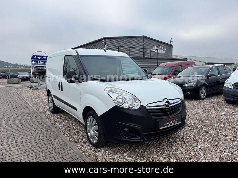 Gebraucht Opel Combo 95 PS (69 kW) 2015 Weiß Van / Kleinbus