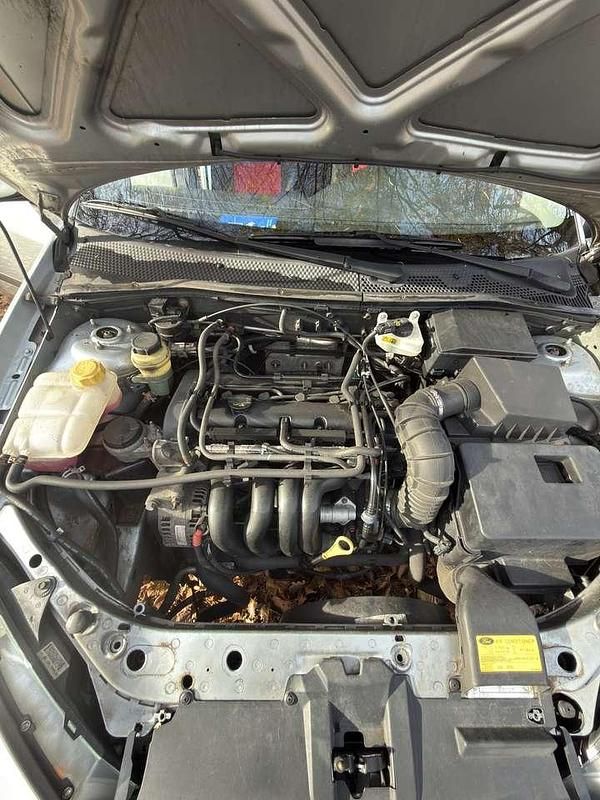 Gebraucht Ford Focus Trend 116 PS (85 kW) 2004 Kombi