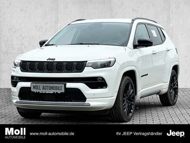 Weiß Gebraucht 2024 Jeep Compass Altitude SUV | 31.890 € (Fairer Preis) - Bild 1/4