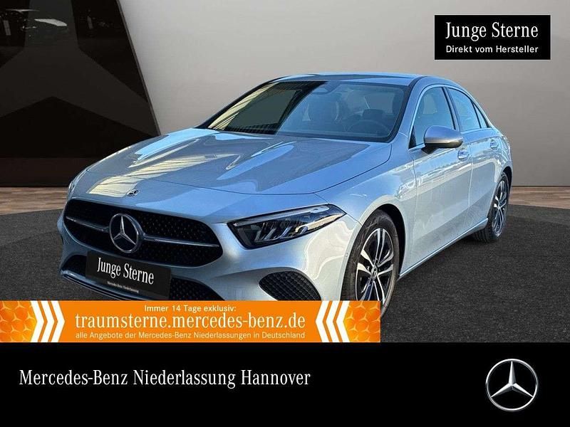 Gebraucht Mercedes A200 Advanced Plus 150 PS (110 kW) 2024 Silber Limousine