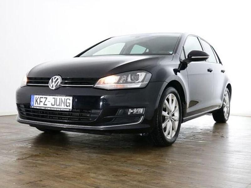 Gebraucht VW Golf VII Highline 122 PS (89 kW) 2014 Schwarz Limousine