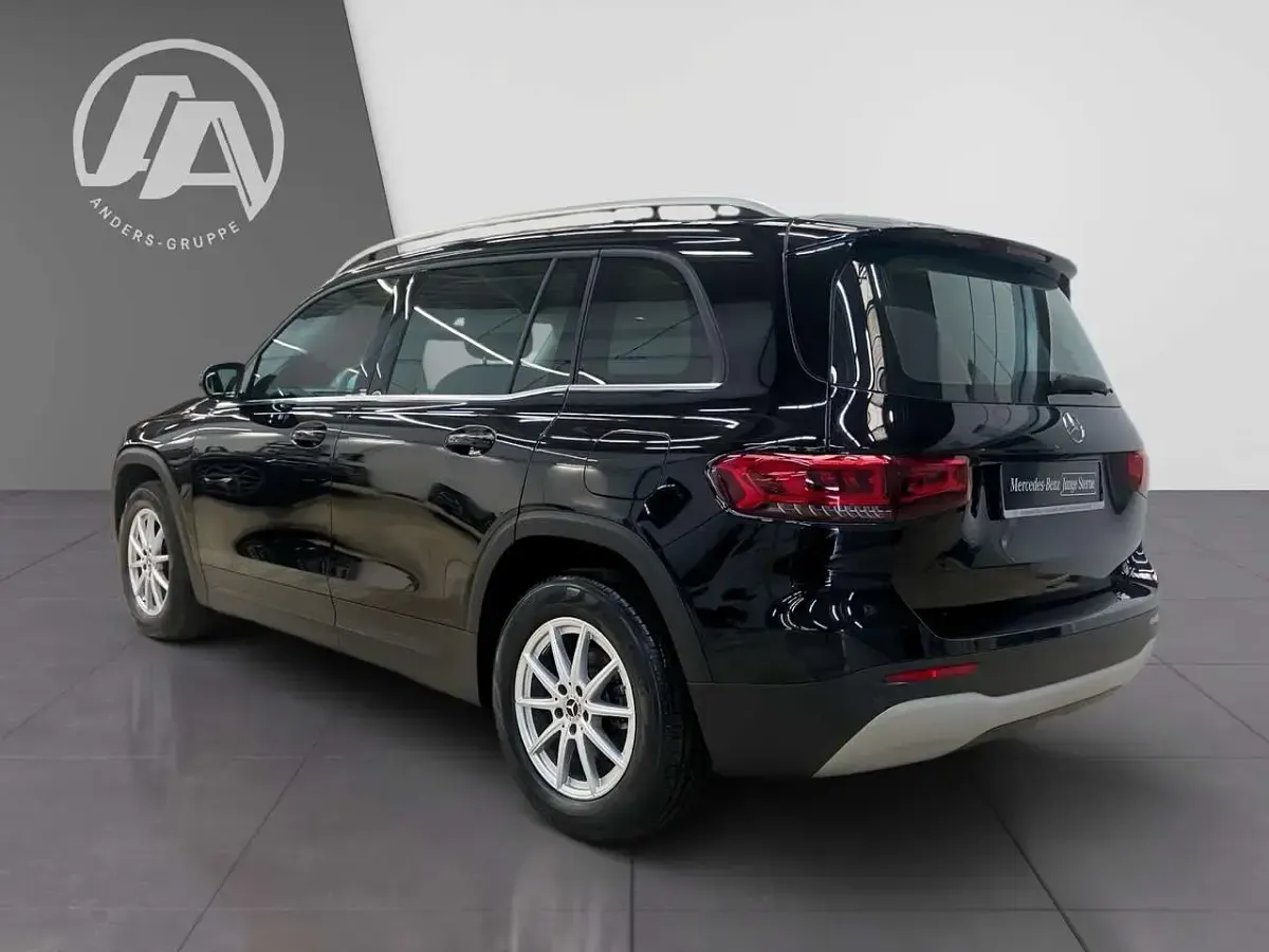 Gebraucht Mercedes GLB200 150 PS (110 kW) 2024 Schwarz nachtschwarz uni SUV