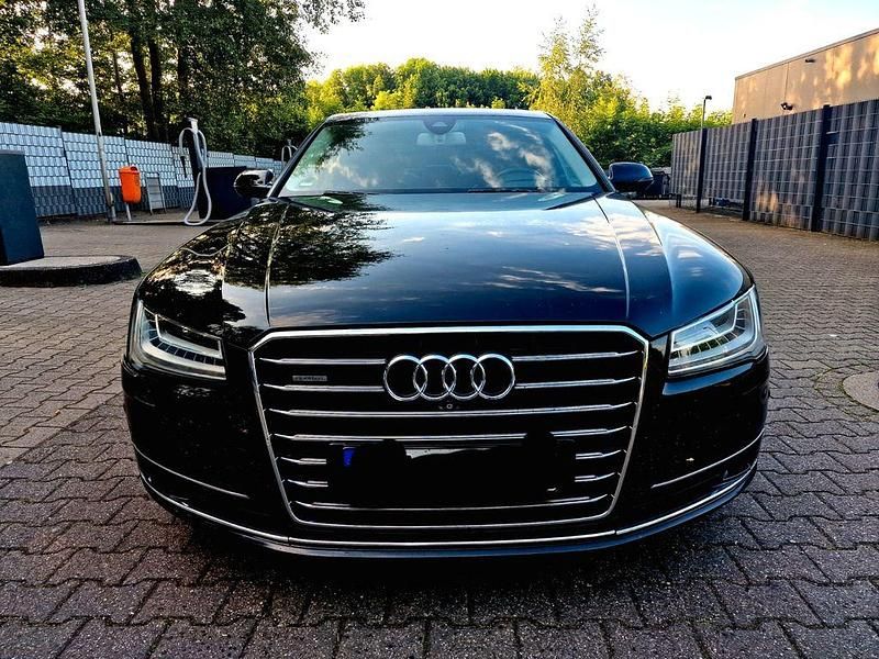 Schwarz Gebraucht 2014 Audi A8 Ambiente Limousine | 15.900 € (Guter Preis) - Bild 1/4